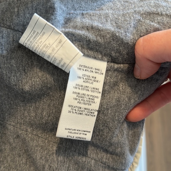 White vest - Picture 3 of 3